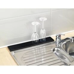 Wenko Abtropfmatte Slim 42 Cm Schwarz -KüchenTraum 4008838363201 ambiente 01